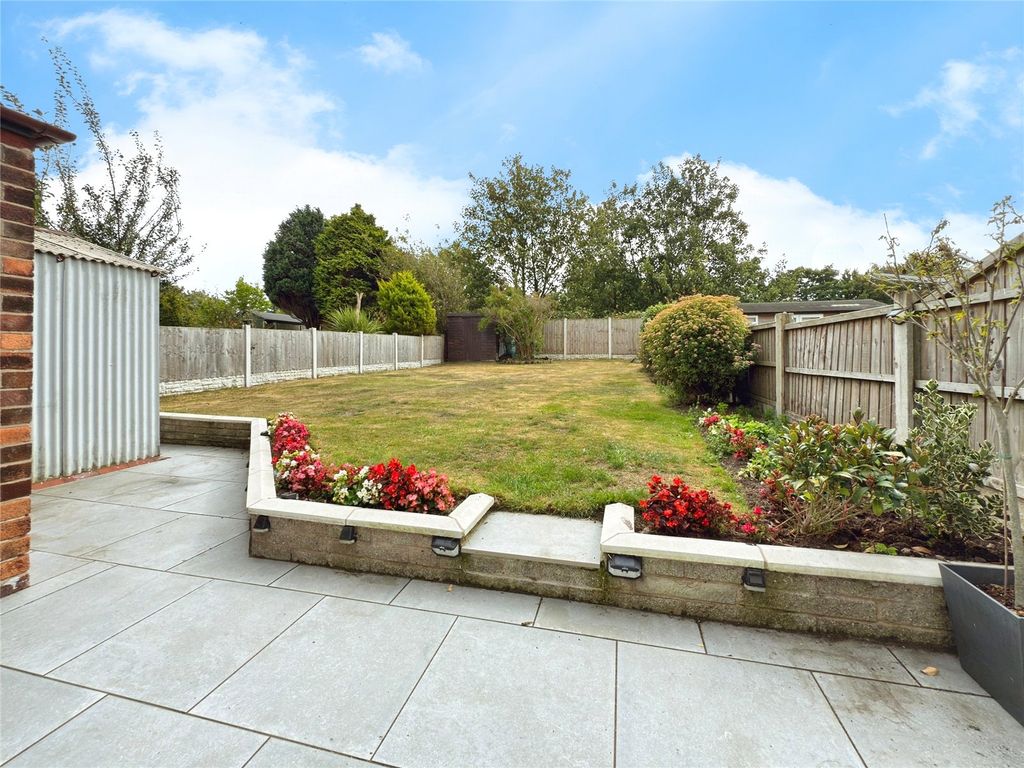 Property photo 3 of 23 Picture No. 04