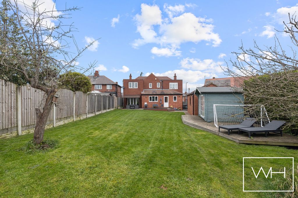 Property photo 2 of 20 Cairlinn, Barnsley Road, Doncaster 25_297