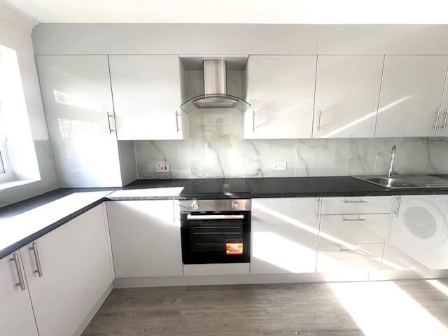 Property photo 2 of 7 Kitchen2.Jpg