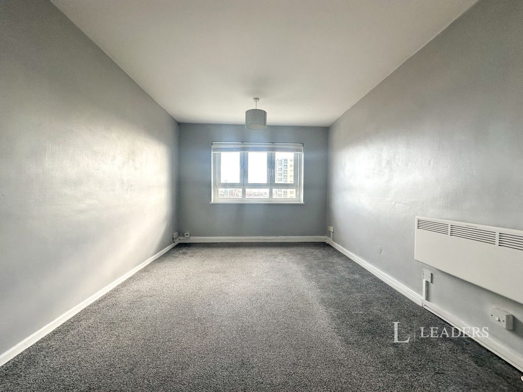 Property photo 2 of 8 Pbox-Img.Jpg