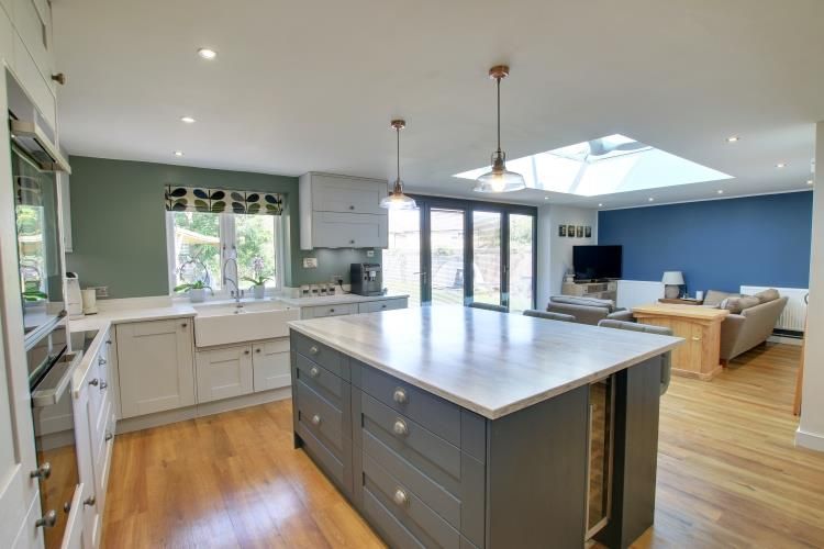 Property photo 3 of 22