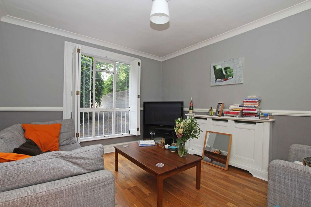 Property photo 1 of 5