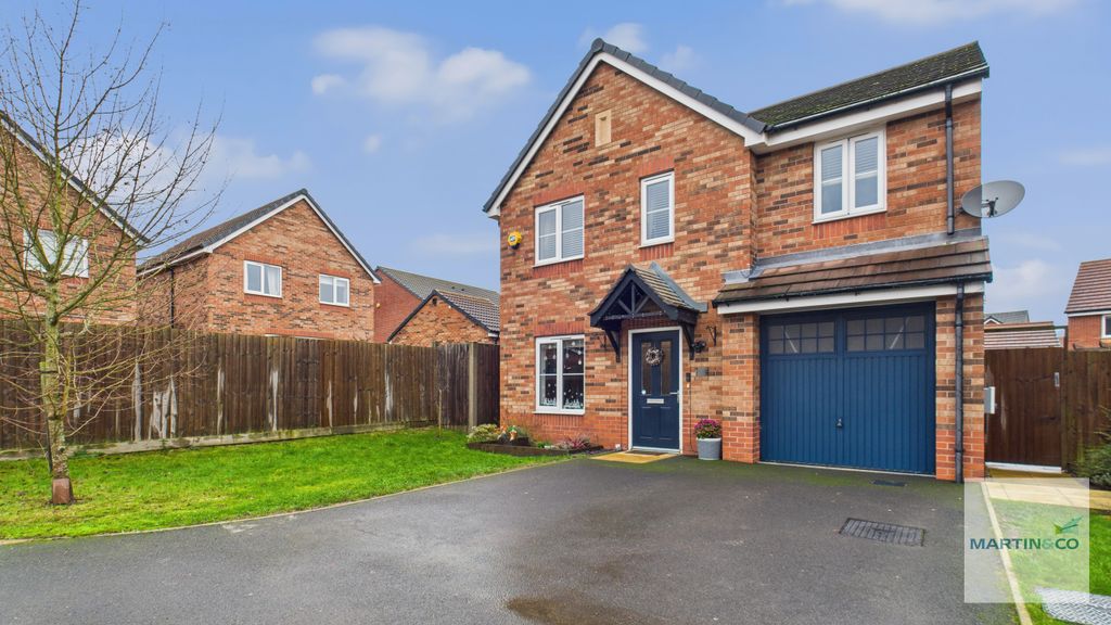 Property photo 1 of 33 Cam03663G0-Pr0218-Still035