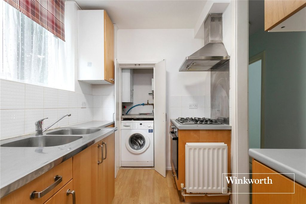 Property photo 2 of 12 Picture No. 10