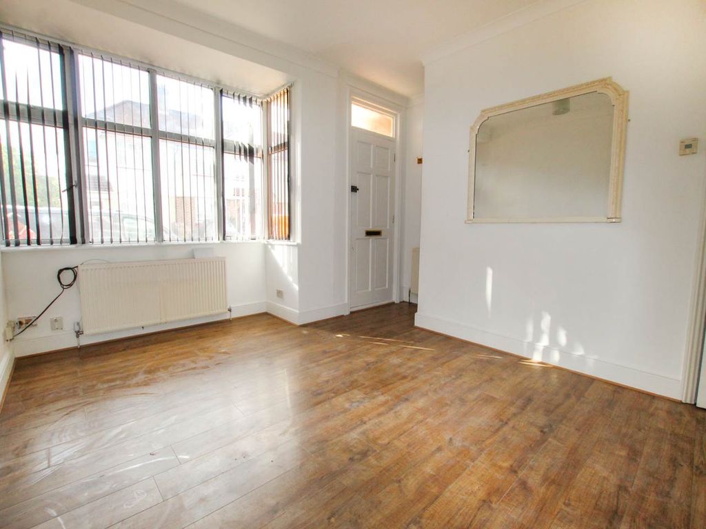 Property photo 2 of 12 Img_9415