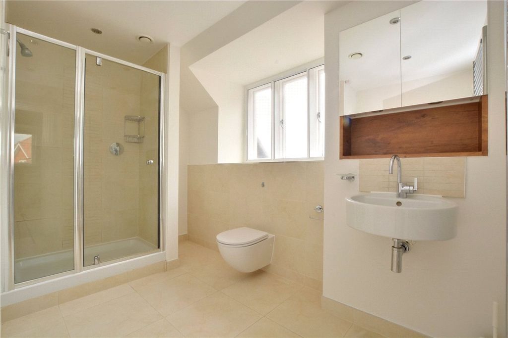 Additional image 11 of 2 bed flat to rentKingswood Mansions, 15 Newton Park Place, Chislehurst BR7