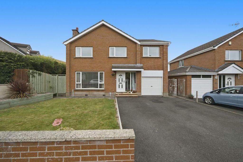 Property photo 3 of 33 O0Q-Bxha - Copy.Jpeg