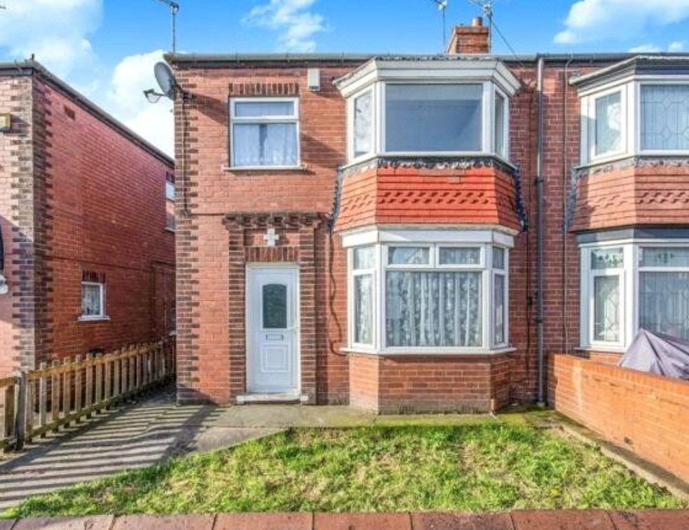 Property photo 1 of 7 Photo 7