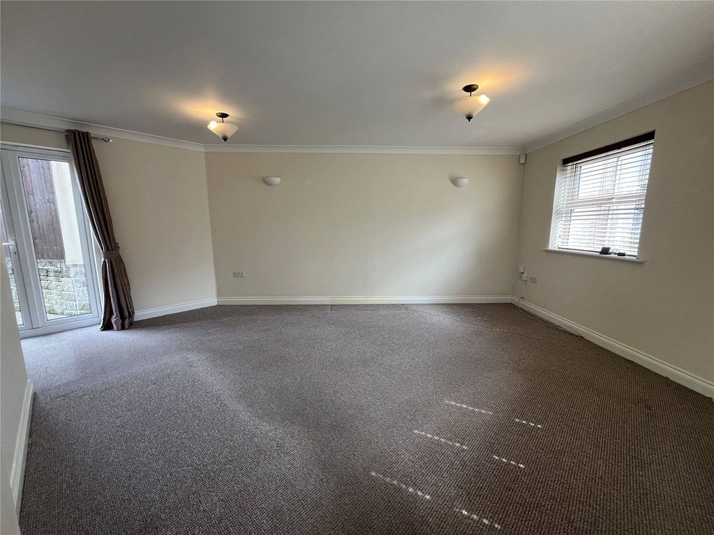 Property photo 3 of 20 Picture No. 39