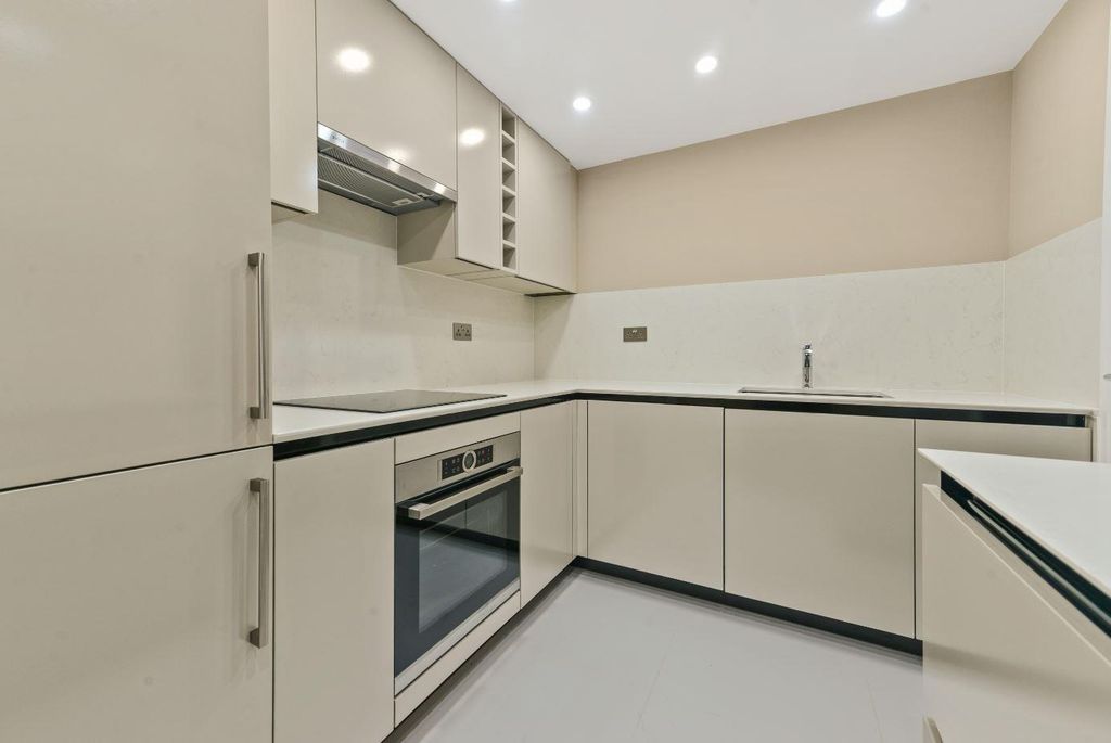 Property photo 2 of 15 14.Jpg