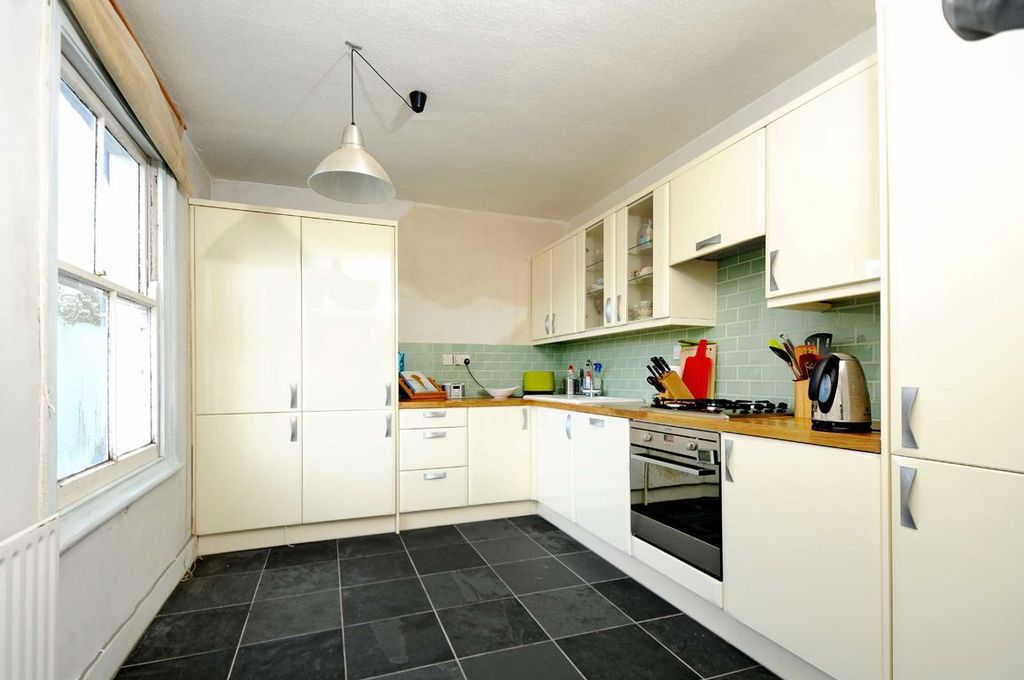 Property photo 2 of 4