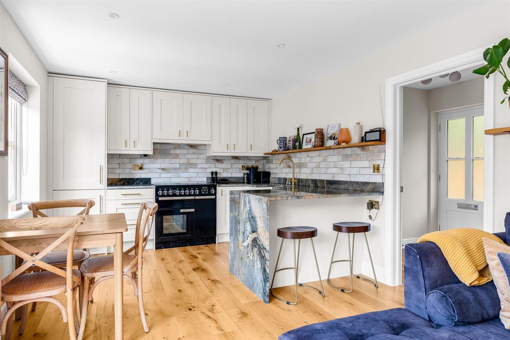 Property photo 3 of 36 Internal-10.Jpg