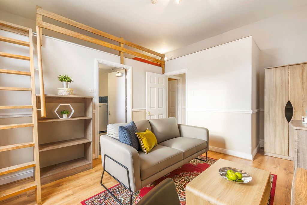 Property photo 2 of 4 Property Photo