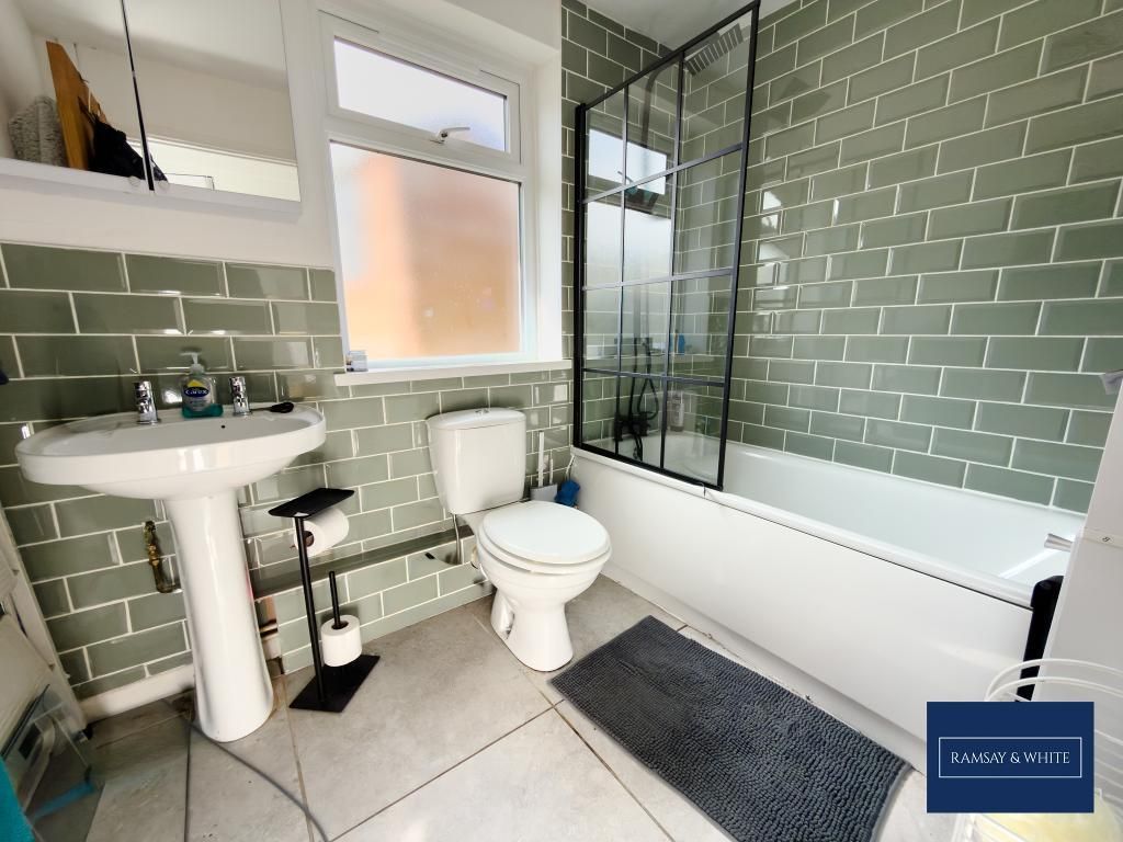 Property photo 3 of 9 Photo 3