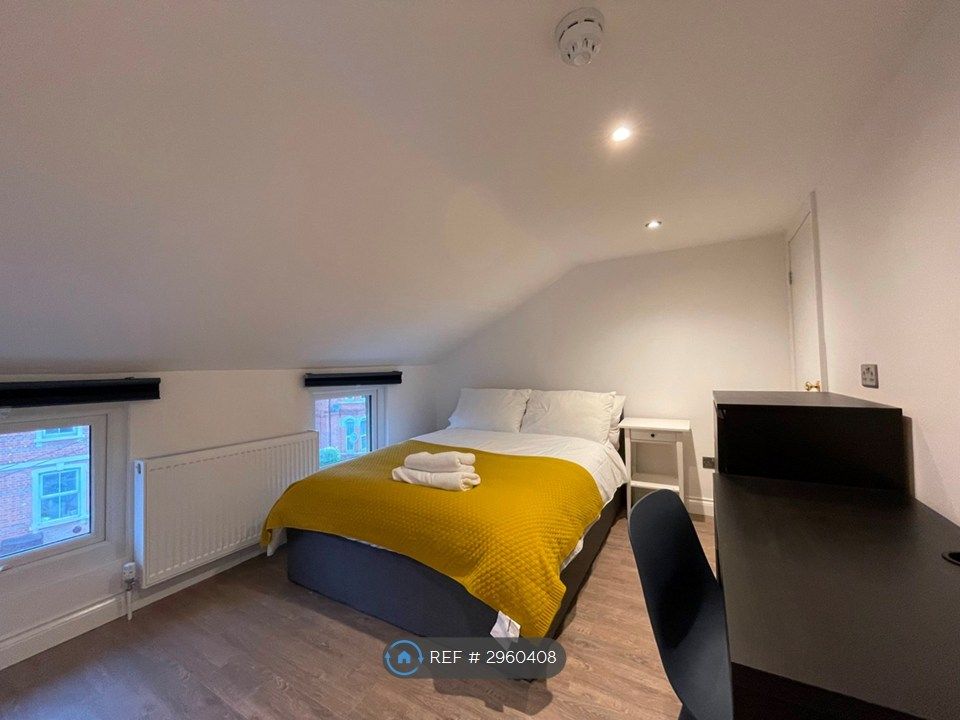 Property photo 1 of 35 Bedroom 2