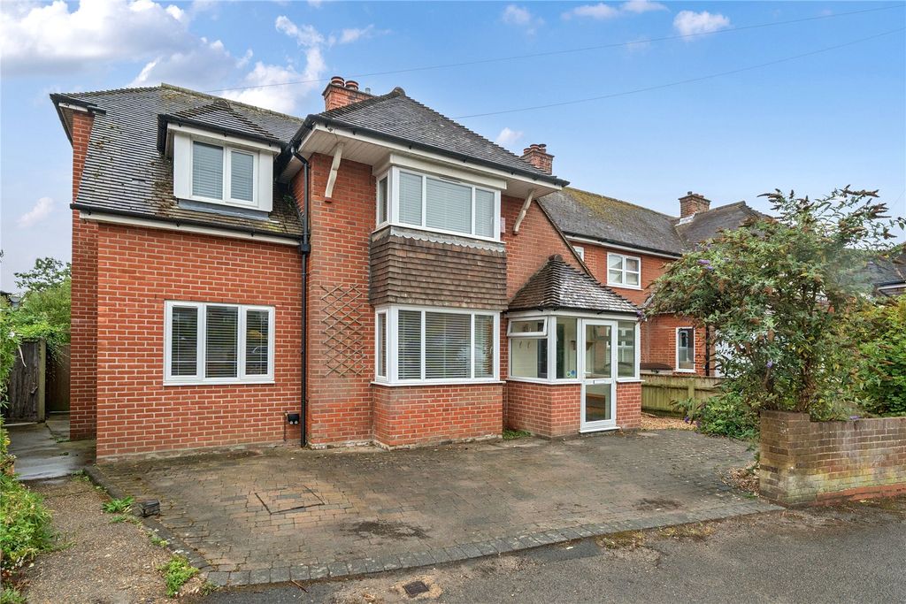 Property photo 1 of 21 Picture No. 01
