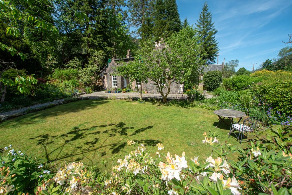 Property photo 3 of 31 4204663