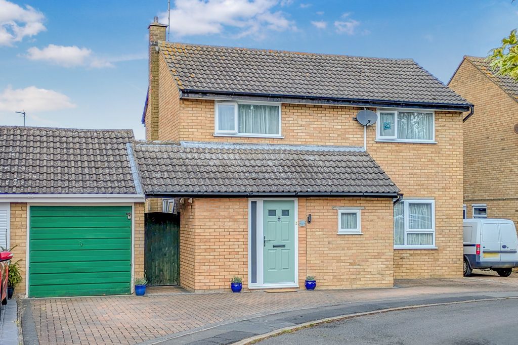 Property photo 1 of 17