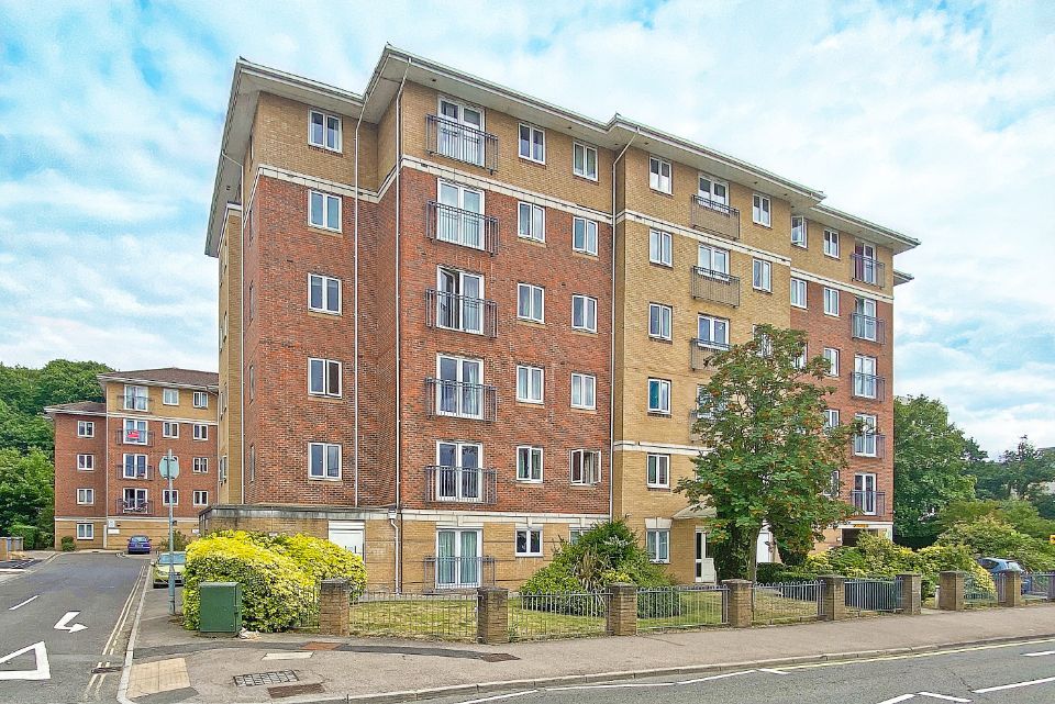 Property photo 1 of 9 1