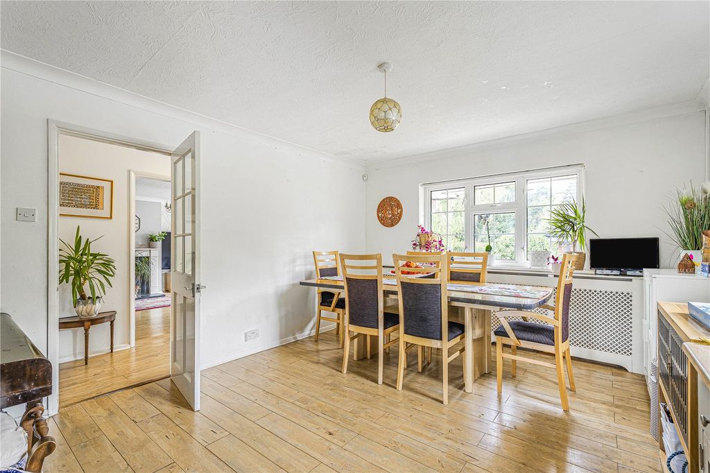 Property photo 3 of 21 Picture No. 28