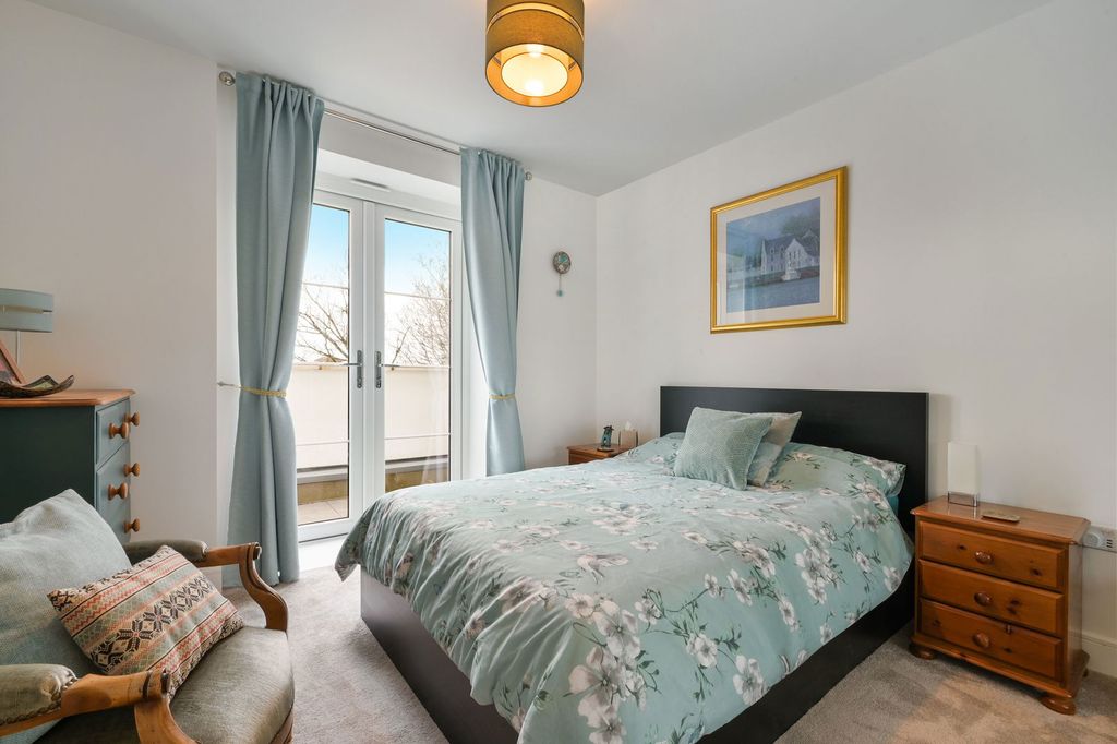 Additional image 12 of 3 bed penthouse for saleEden Place, Oxted RH8