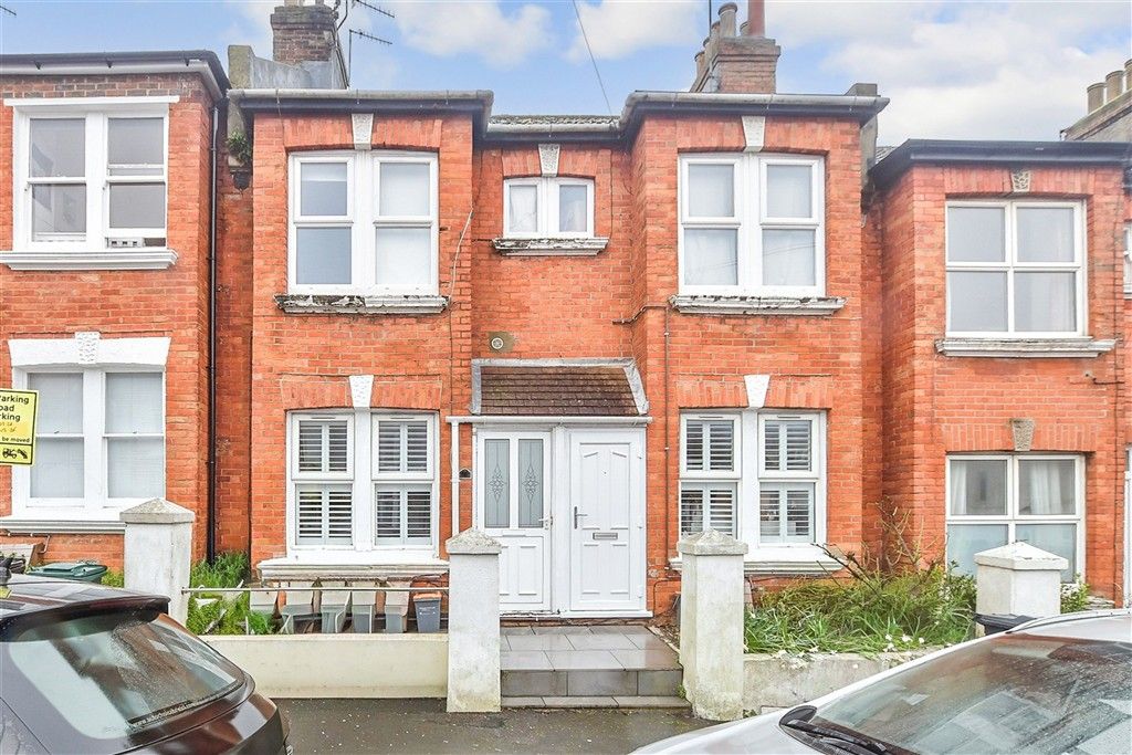 Property photo 3 of 10 External (Web)