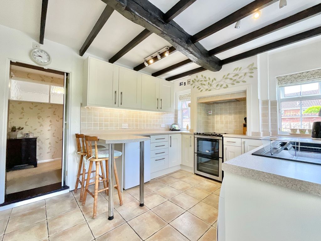 Property photo 3 of 36