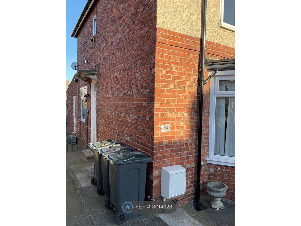 Property photo 2 of 30