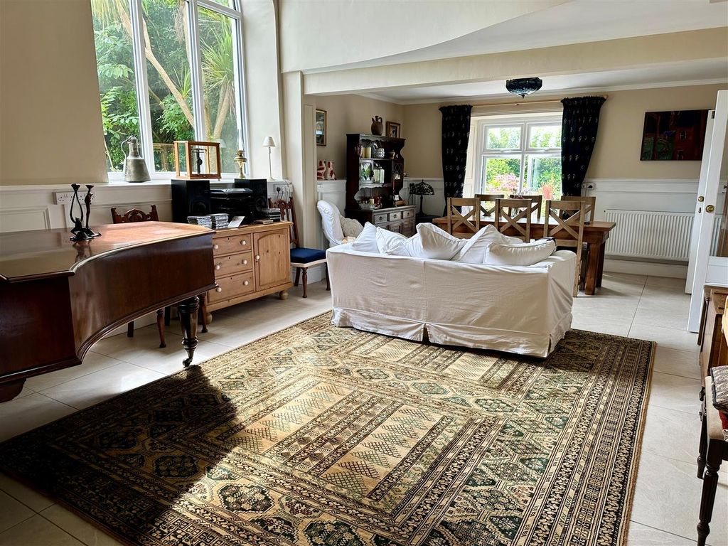 Property photo 3 of 31 Reception Room 2.Jpg