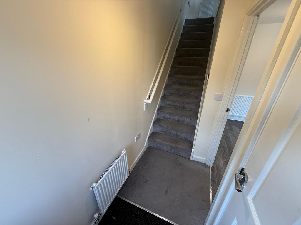 Property photo 3 of 67