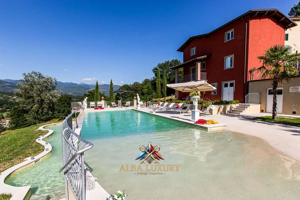 Property photo 1 of 48