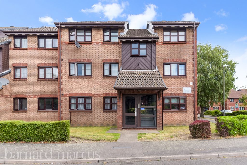 Property photo 1 of 8