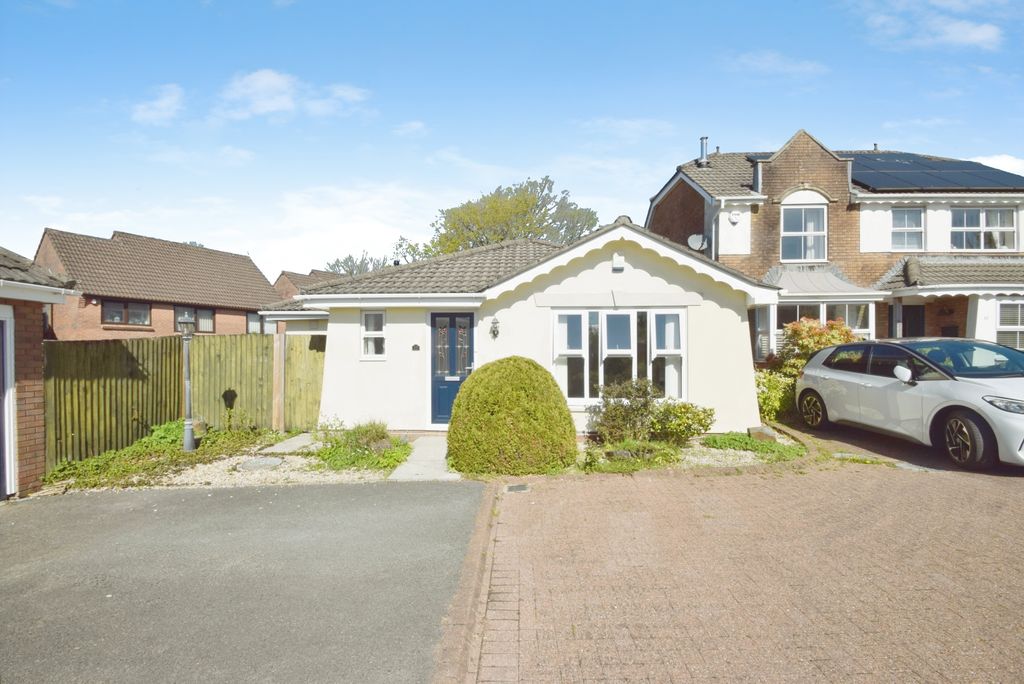 Property photo 1 of 35