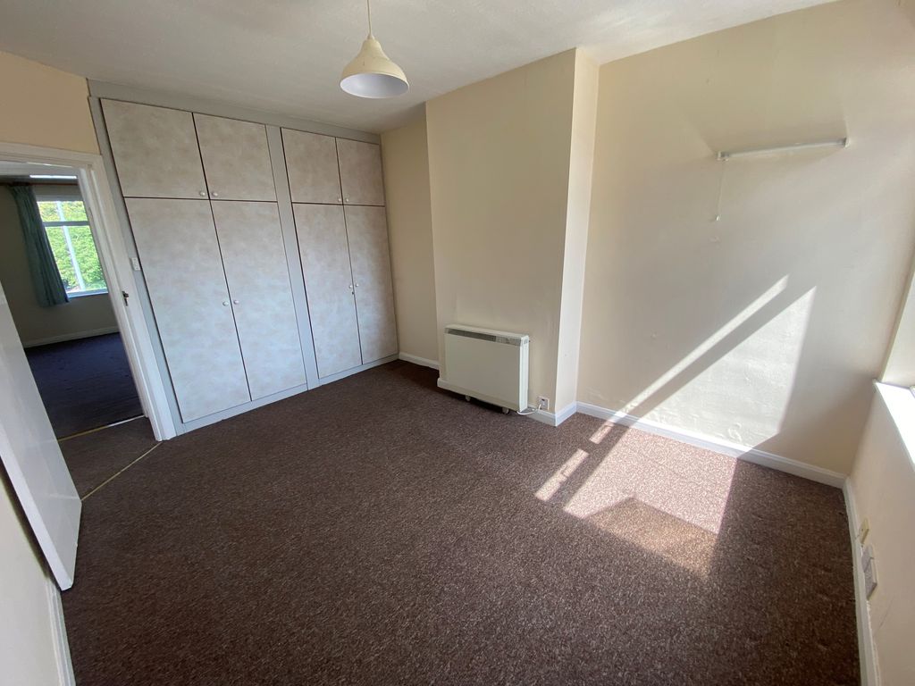 Property photo 3 of 8 Image