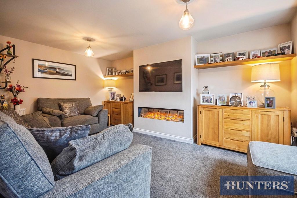 Property photo 3 of 29 Living Room