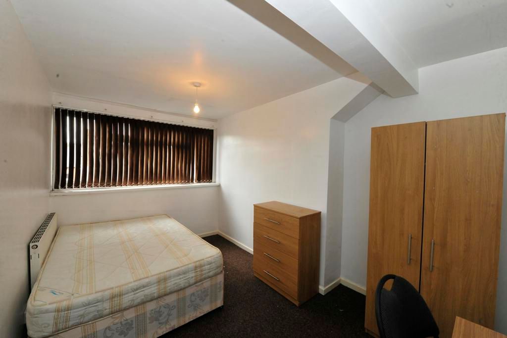 Property photo 3 of 12 Jpg