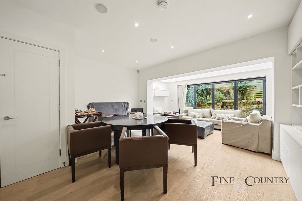 Property photo 1 of 12 Picture No. 14