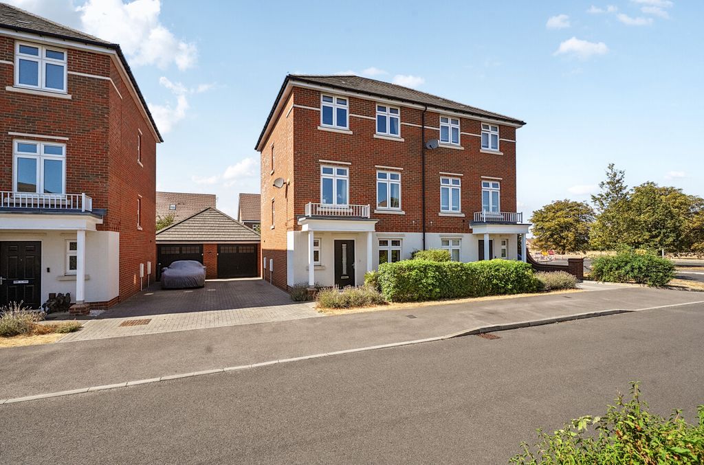 Property photo 1 of 19 1511420-3-1A038Da...