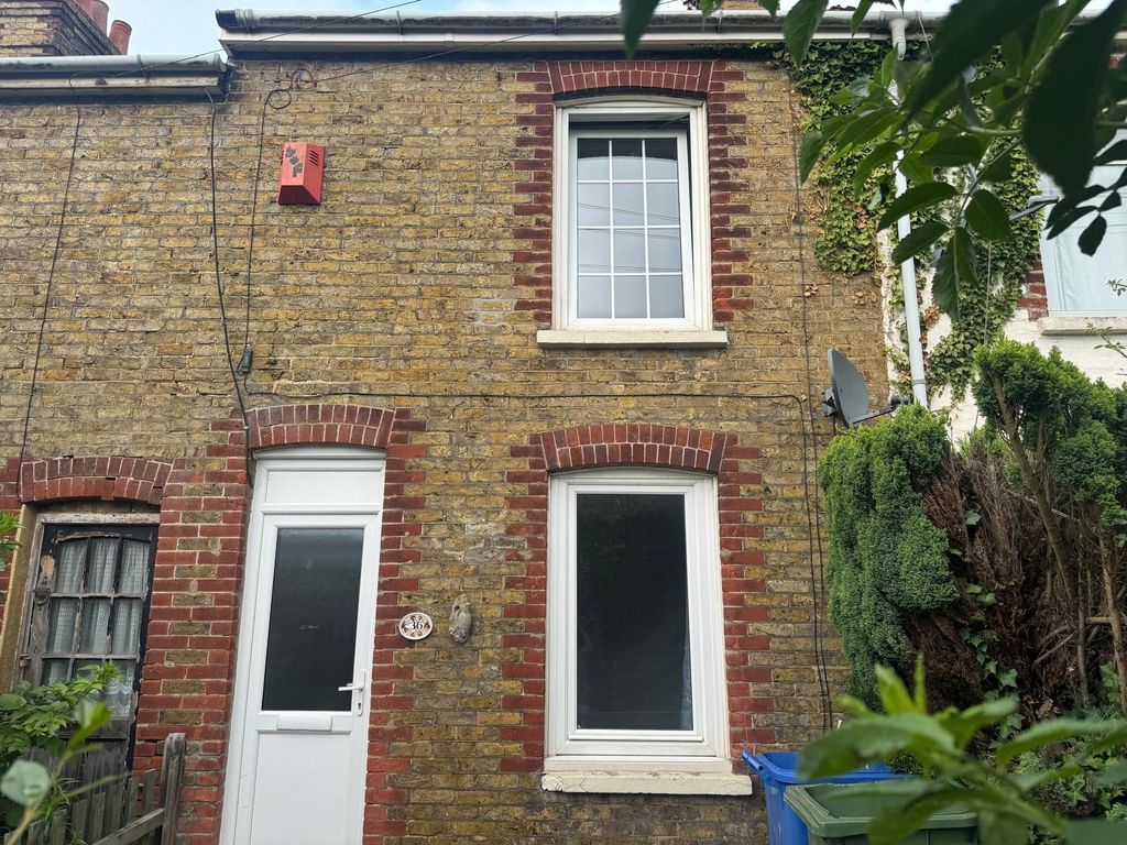 Property photo 1 of 1