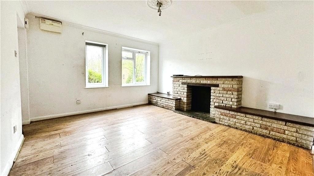 Property photo 2 of 6 Pbox-Img.Jpg