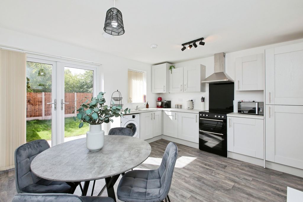 Property photo 2 of 19 Img_6692