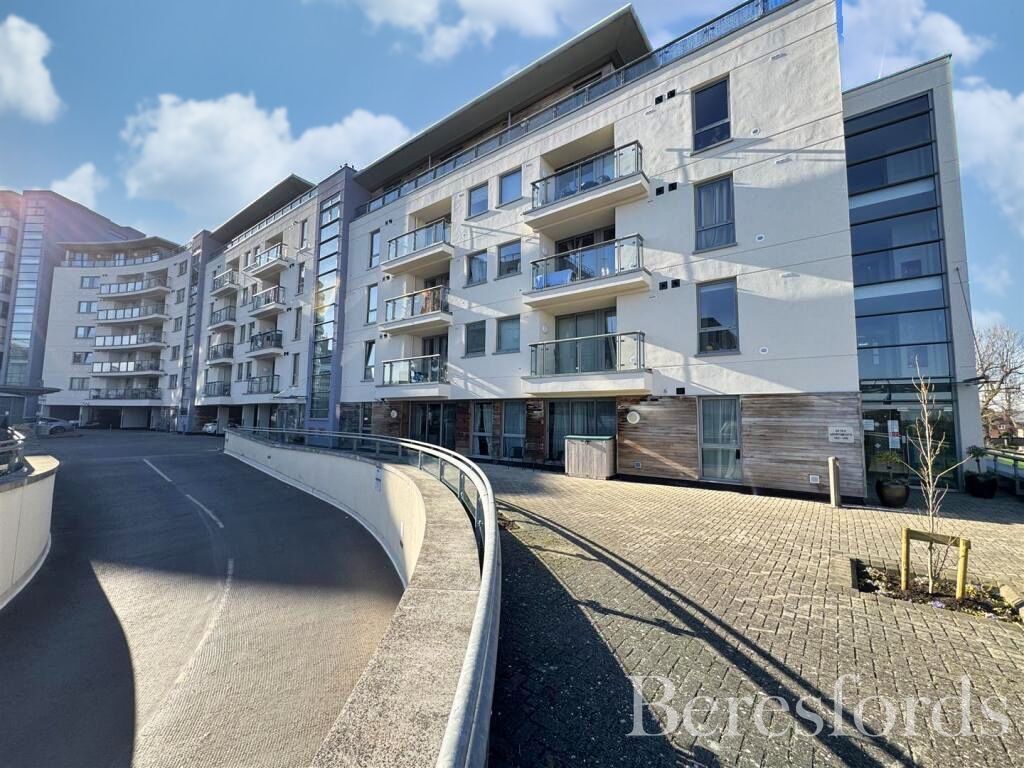 Property photo 1 of 9 Picture No. 10