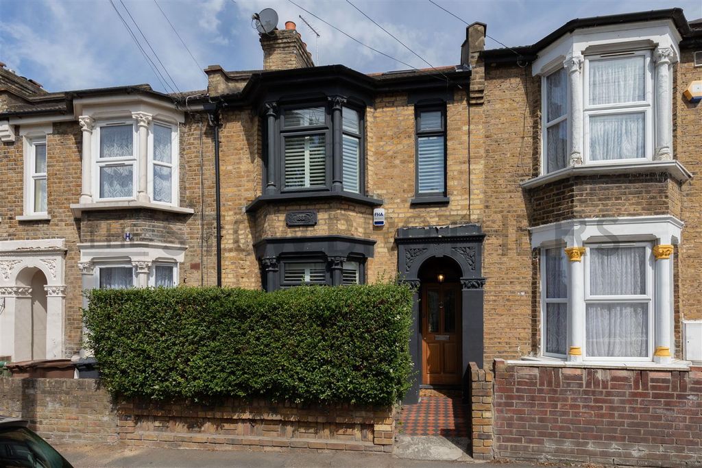 Property photo 1 of 53