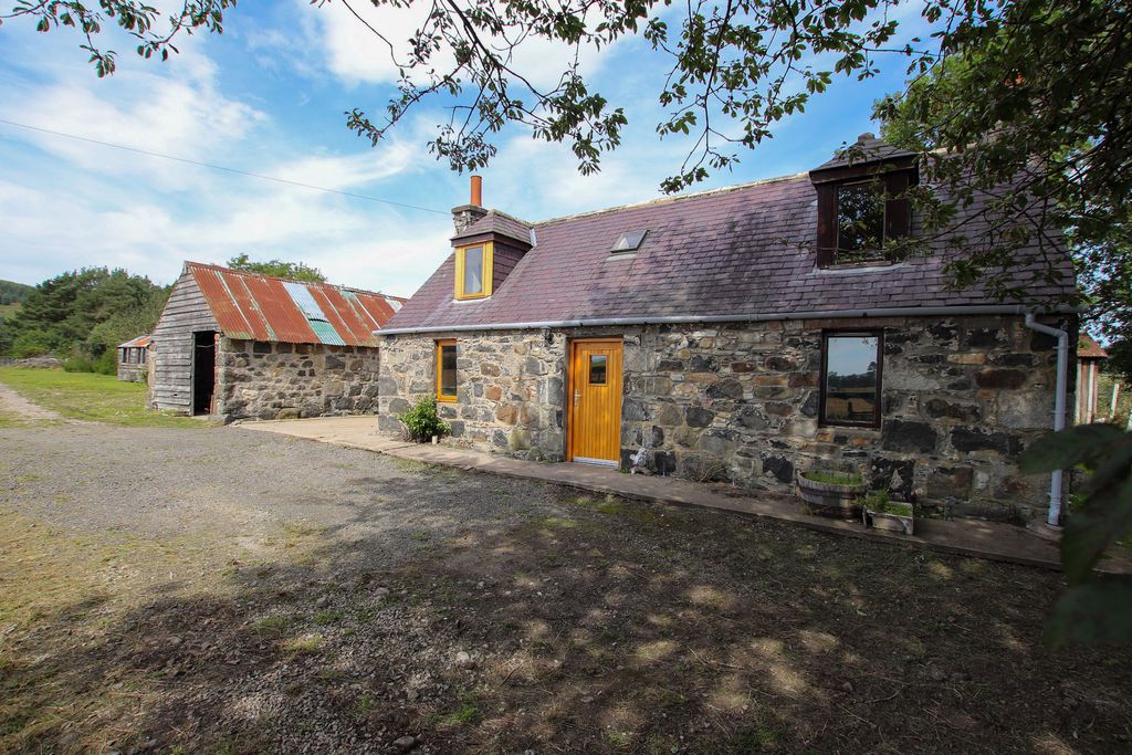 Property photo 1 of 22