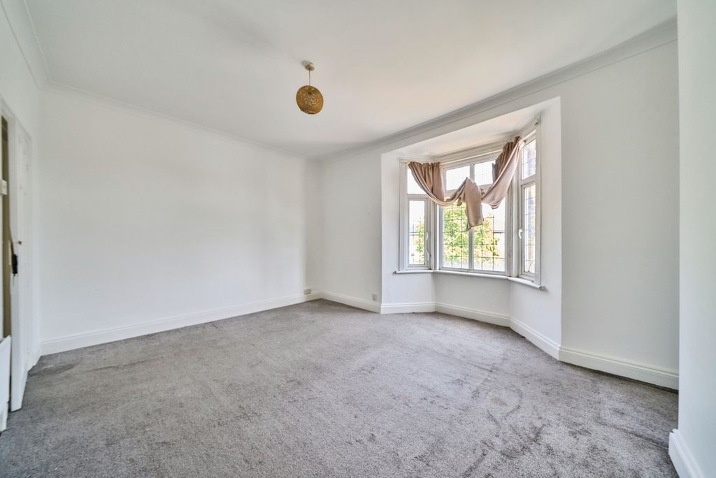 Property photo 2 of 30 Pbox-Img.Jpg
