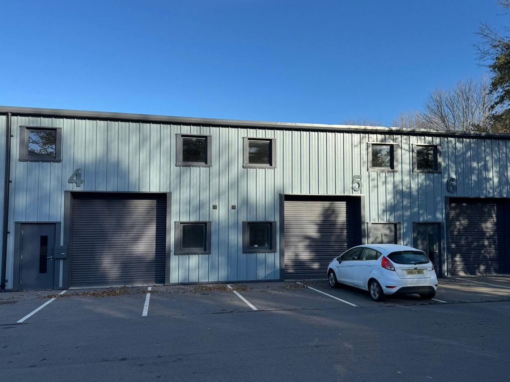 Property photo 1 of 6 4.Jpg