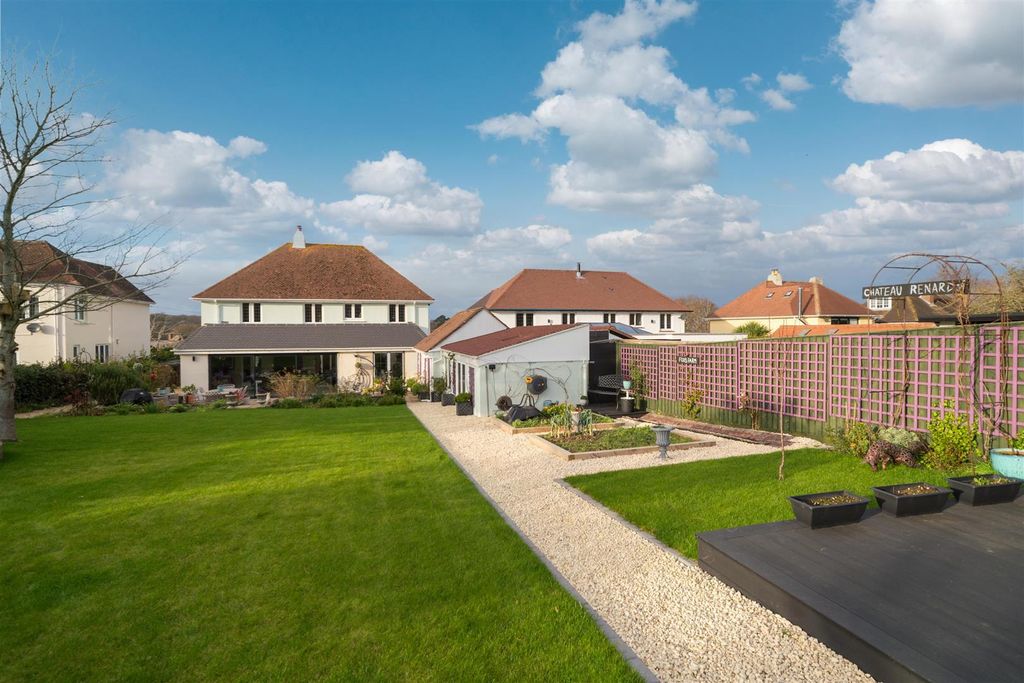 Property photo 2 of 26 1990-010-Websize.Jpeg