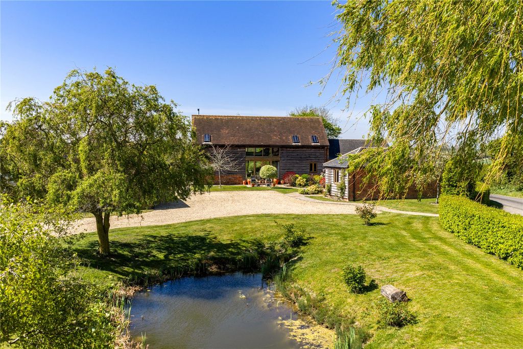 Property photo 2 of 24 Jubilee Farm Barn
