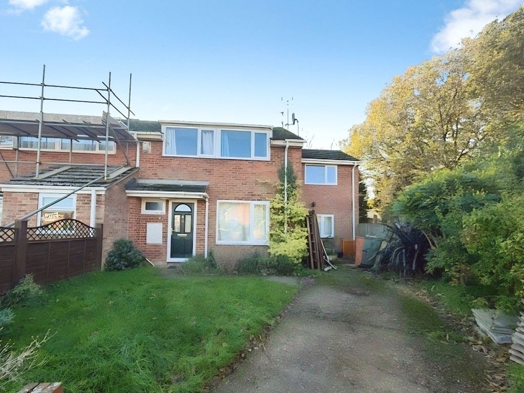 Property photo 1 of 6 Front
