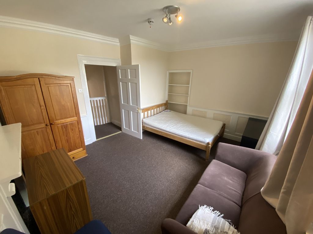 Property photo 2 of 13 Img_5641